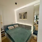 شقة Mk Old Town Sauna & Gym